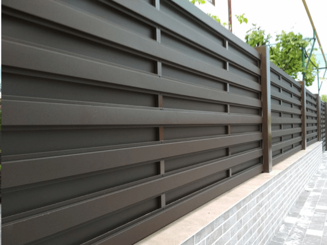 забор -для коттеджа zabor-dlya-kotedga