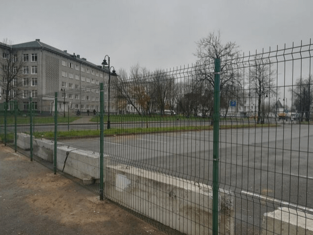 высокие заборы vusokie -zaboru