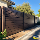 AnnaV front view solid horizontal aluminum wall fence color Cho 9d115233 7a54 4b11 a11f 1da320481017