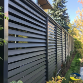 zovmarketing A Louvered Fence with adjustable horizontal slat 33da7bc7 9ab6 4067 8e4c c6f89463bd08 3