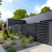 zovmarketing A monumental Louvered Fence with extended horizont ebe29cf8 79f7 483a ab04 7153ee006661